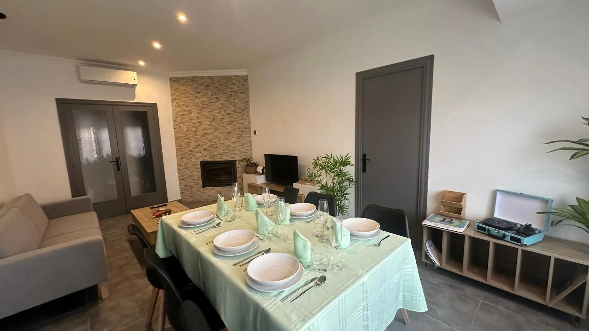 Increible Apartamento Second House A 88Km De Barcelona Navas 0*,  Испания